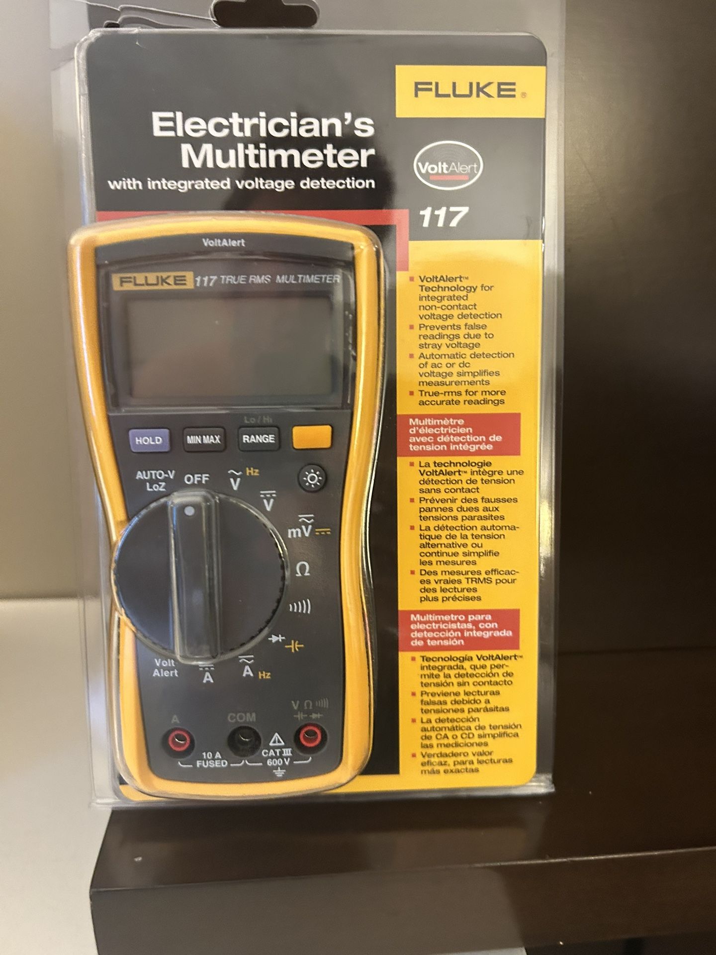 Brand New Unopened Fluke 117 Multimeter