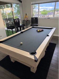 Pool table 7ft long