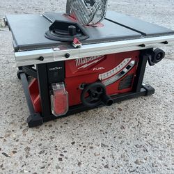 Miwauwkee Fuel M18 One Key 8 1/4 Table Saw (tool Only) (no Fence/no Guia) 