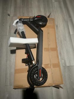 3000w 52v28 Electric Segway Maximum Speed: 30 mph Range: 28 miles Features: 8.5-inch wear-resistant solid tires Foldable lightweight des