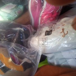 Woman's Shoes Larger sizes7=11