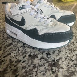 Nike Toddler Shoes Size 11