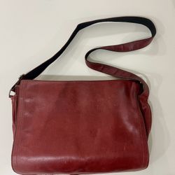 Wilson Leather Messenger Bag