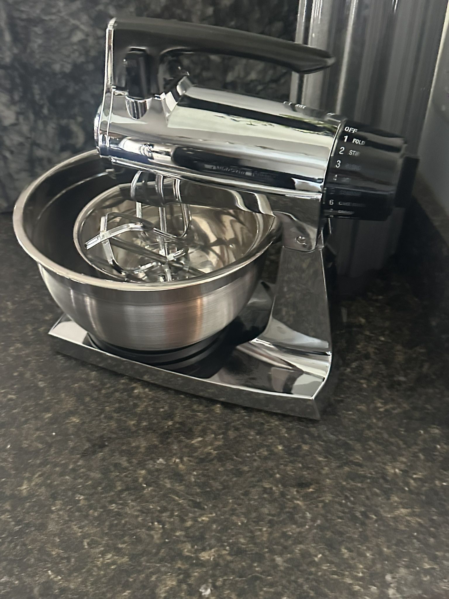 Vintage Sunbeam Chrome & Black 12 Speed Countertop Mixmaster W/ Removable Hand Held Mixer
