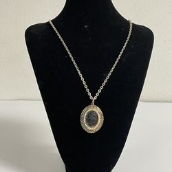 Vintage Adolph Katz Black Cameo Outlined w/ Pearl Beads Locket & Chain Necklace