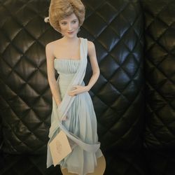 Franklin Mint Princess Diana Porcelain Doll