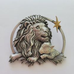 Vintage JJ Jonette Brooch Pin Lion And A Lamb Encircled W/ Gold Star Peace Rare
