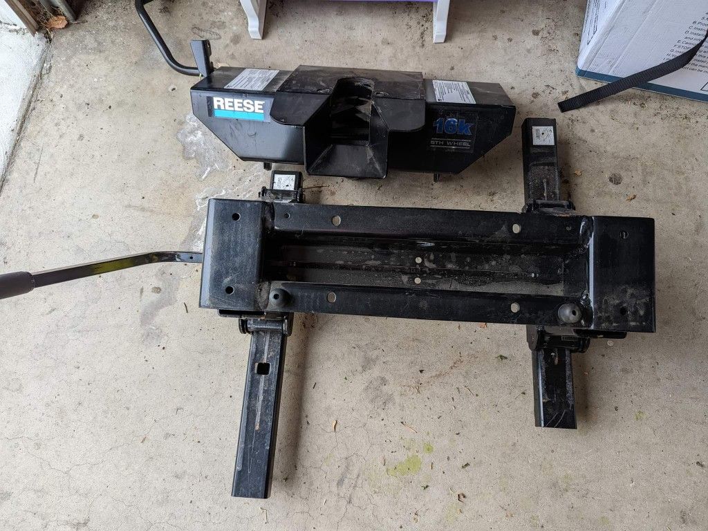 Reese 5th Wheel Hitch