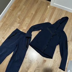 Blue Nike Tech Sweat Suit 