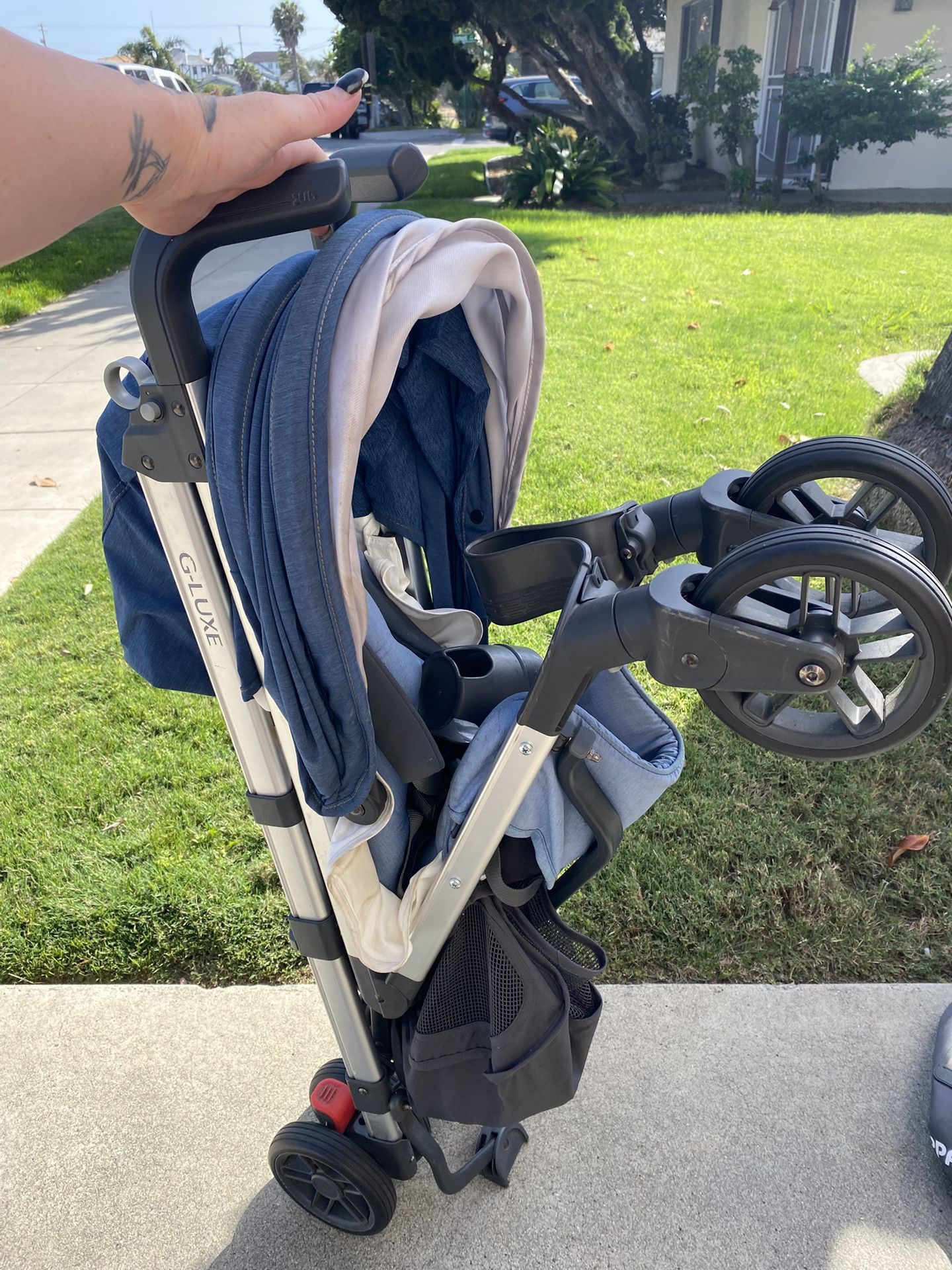 Gluxe Stroller Perfect Condition