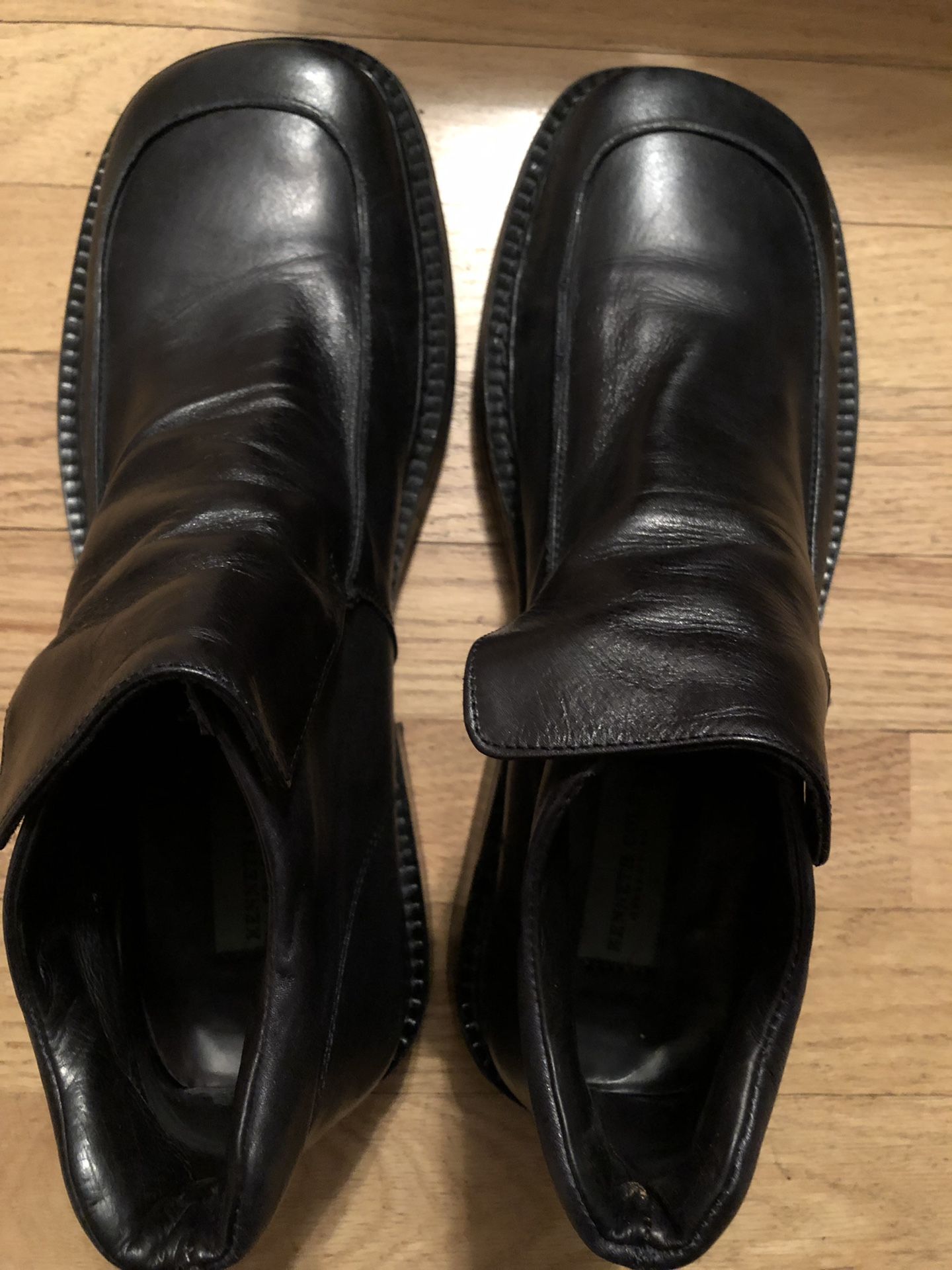 Kenneth Cole Men’s shoe/short boot Size 10