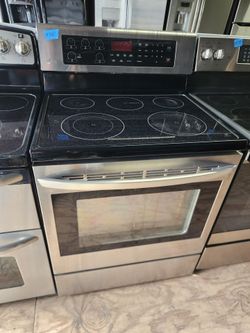 LG Electric Stove
