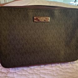 Michael Kors Purse And Wallet 