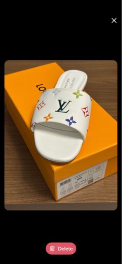 Women’s flats size 7.5