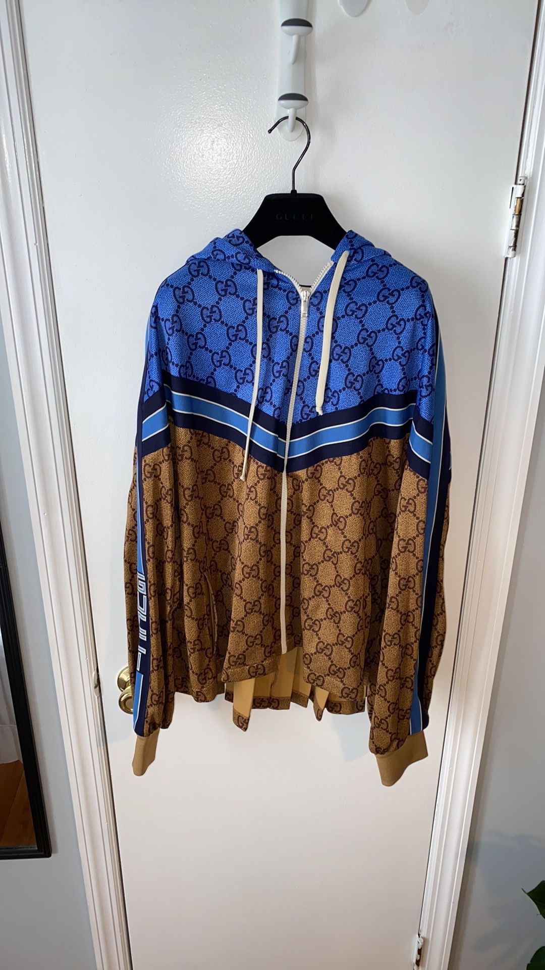GUCCI Monogram Pleated Jacket