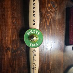 Hanger 24 Betty IPA Handle