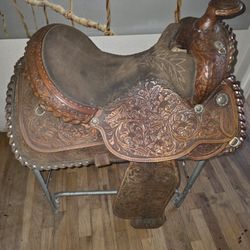 Western Saddle with Tack – Beautiful Floral Tooling – Great Condition