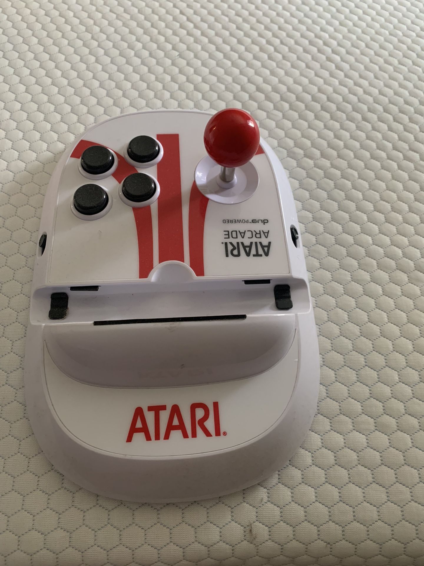 Atari arcade duo powered game