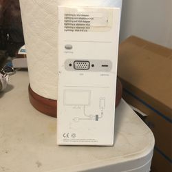 Apple Lightning To VGA Adapter 