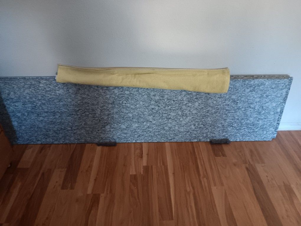 3 Slabs Of Granite 12'x22"×1