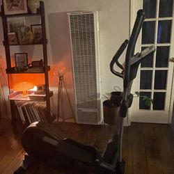 Elliptical SF-E3912