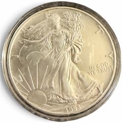 1993 American Silver Eagle $1 Coin – 1 Troy Oz .999 Fine Silver uncirculated In Capsule