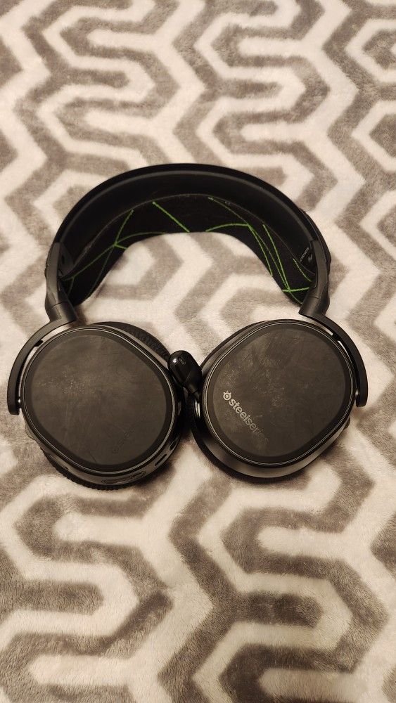 Steelseries Arctis 7x+ Wirless Headset