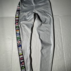 Pre Owned Excellent  Zumba Wear Fitness Dance Leggings  World Flags Embroidered Stripe Shiny Glitter  Silver  Women  Size Medium