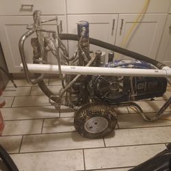 Graco GH 200 Gas Hydraulic Convertible Airless Sprayer Standard