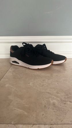 Skechers Air-Cooled Memory Foam Sneakers Men’s Size 9.5