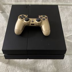 PS4 & CONTROLLER 