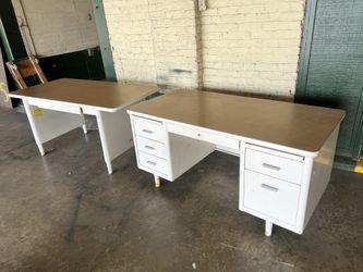 VINTAGE TANKER DESK & TANKER TABLE    -can Deliver-