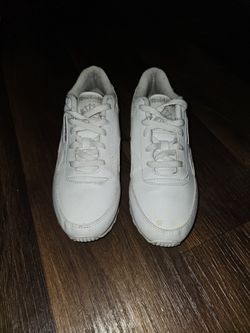 Reebok Classic Renaissance Women's Sneakers – Size 8 – Fair Used Condition