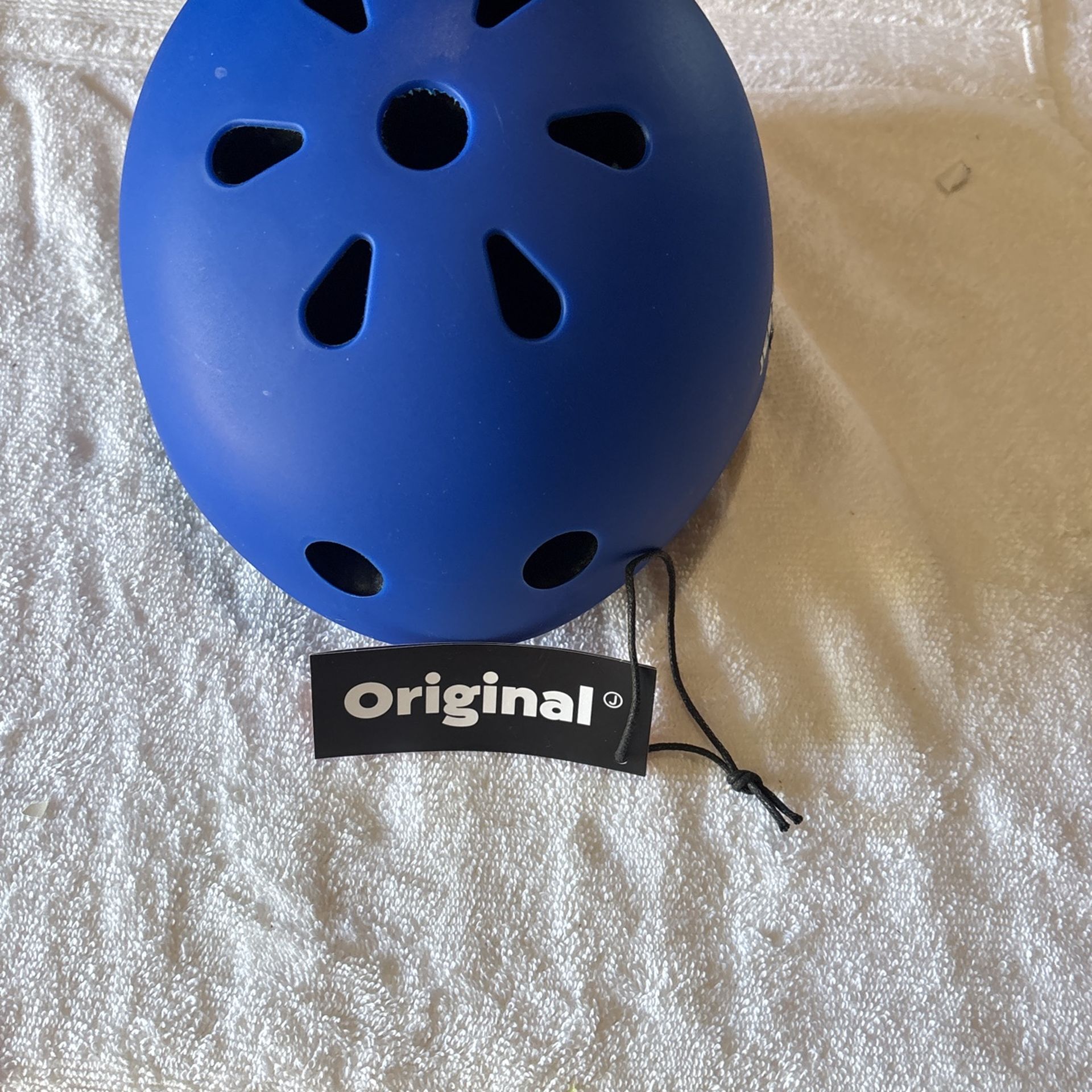 Adjustable Kids Helmet With Knee Pad .elbow Pads Wirist Guard Toddler Bike Helmest .