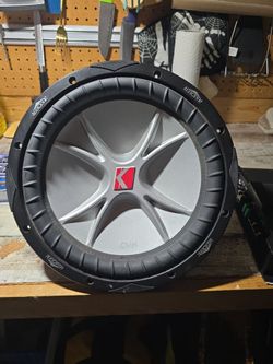 Kicker 12 inch sub and duel amp with soundtrack treeters