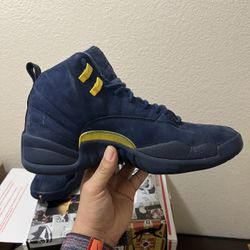 Jordan 12 ‘Michigan’