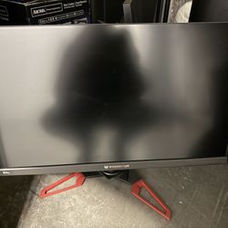 2 Acer Predator Monitors 27” 1440p 144hz (overclock to 165hz) IPS