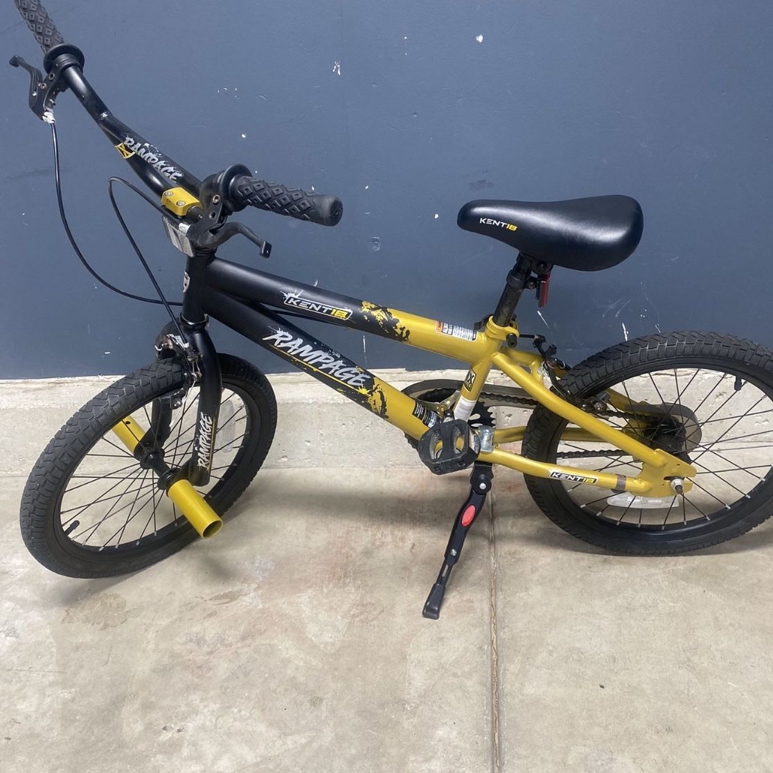 Boys gold bike deals