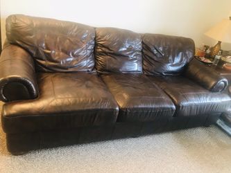 Leather sofa set