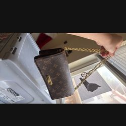 Louis Vuitton Lily Woc