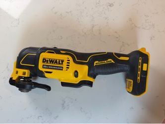 DEWALT 20V MAX XR Cordless Brushless 3-Speed Oscillating Multi Tool