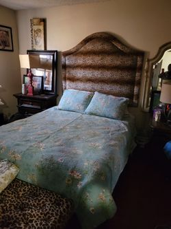 Queensize bed