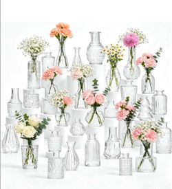 Bud Vases CLEAR 31CT