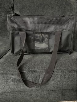 Cat carriers