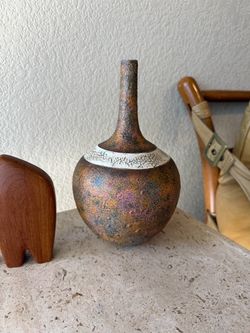 Vintage Mid Century Modern 1970 Studio Pottery Painted Slight Lava Textured Ceramic Pot - Pottery Sale