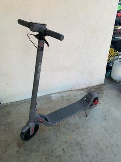 phantom electric scooter 15mph with charger nothing wrong