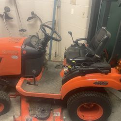 Kubota BX1880 4WD Diesel Tractor – Like New with Mower Deck & Blade