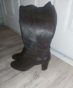 ARTURO CHIANG BOOTS 9.5