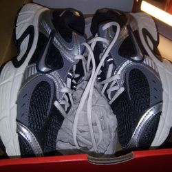 Women's Nike Running Shoes 