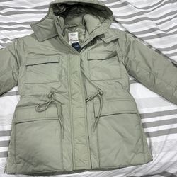 Abercrombie Women’s Puffer Jacket Parka Small Medium New